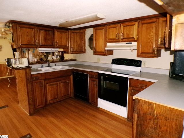 850 Springdale Road, Cowpens, SC 29330