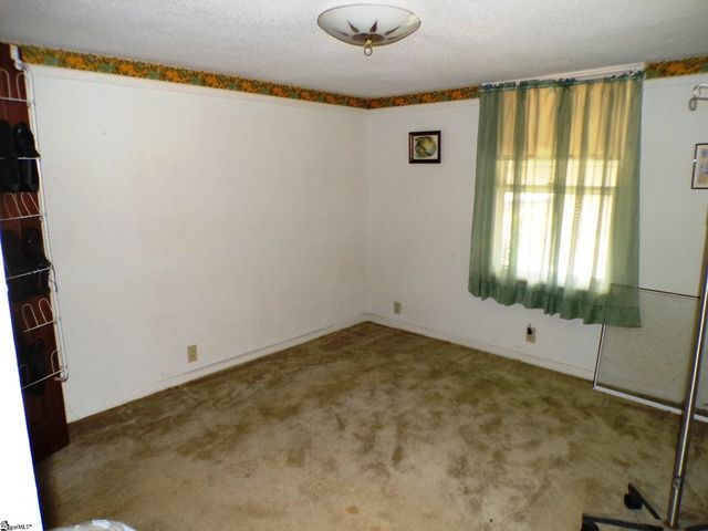 850 Springdale Road, Cowpens, SC 29330