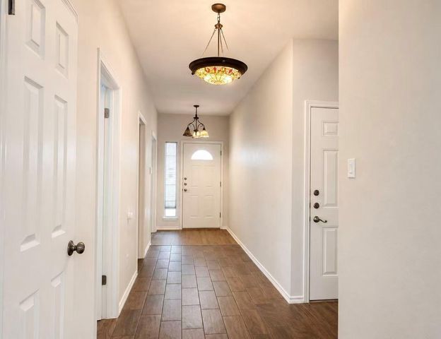 1235 Blackthorn DR, Pflugerville, TX 78660