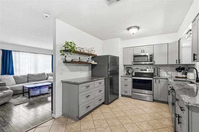 6412 2ND AVENUE W, Bradenton, FL 34209