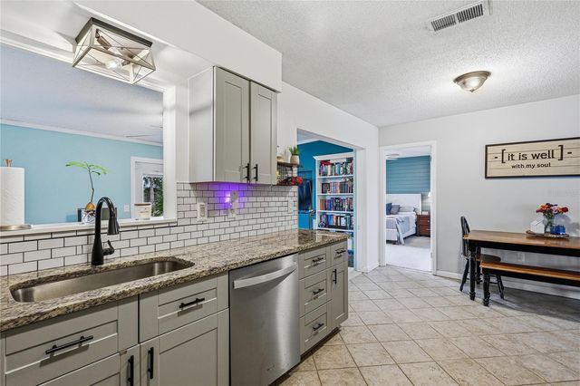6412 2ND AVENUE W, Bradenton, FL 34209