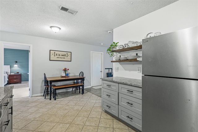 6412 2ND AVENUE W, Bradenton, FL 34209