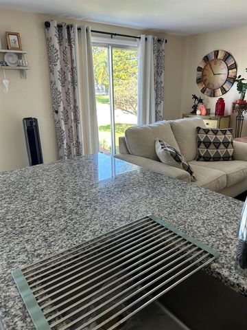 254 W Caribbean, Port St. Lucie, FL 34952