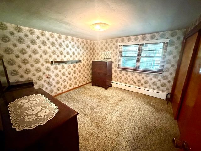 817 Somers Rd, East Longmeadow, MA 01028