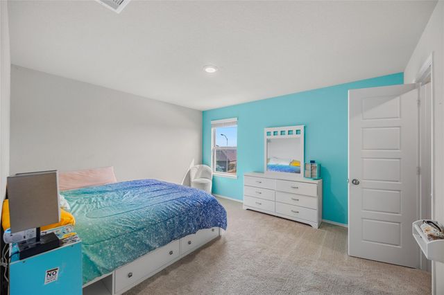 523 High Holly Circle, Magnolia, TX 77354