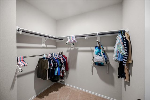 523 High Holly Circle, Magnolia, TX 77354