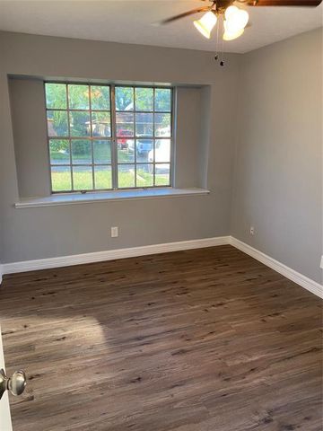 6109 Arthington Street, Houston, TX 77053