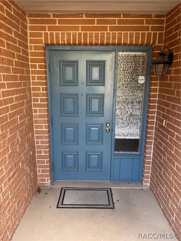 57 Chinaberry Circle, Homosassa, FL 34446