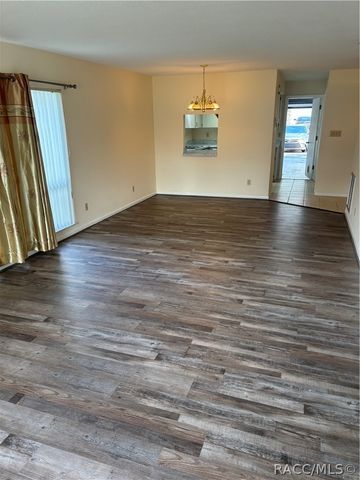 57 Chinaberry Circle, Homosassa, FL 34446