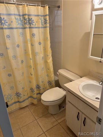 57 Chinaberry Circle, Homosassa, FL 34446