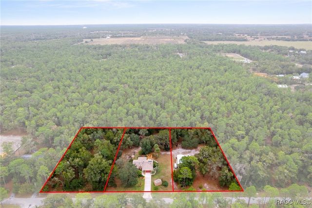 8614 W Varricchio Lane, Crystal River, FL 34428