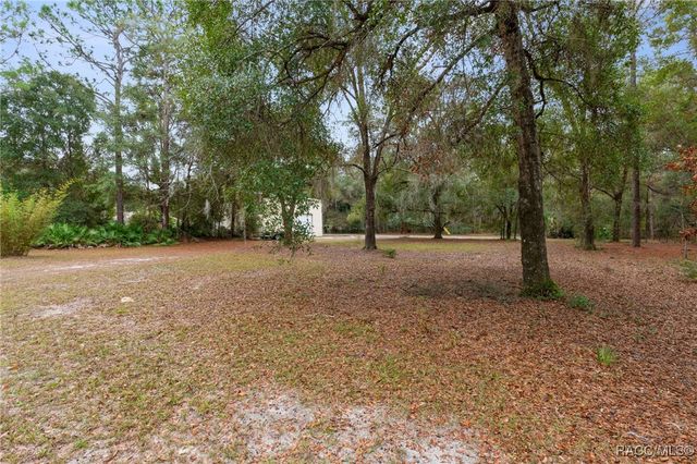 8614 W Varricchio Lane, Crystal River, FL 34428