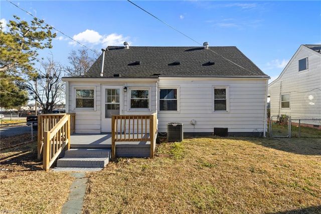 3015 Wickham AVE, Newport News, VA 23607