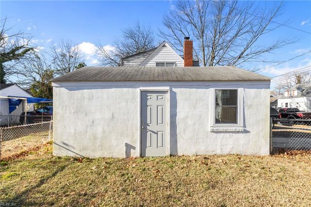 3015 Wickham AVE, Newport News, VA 23607