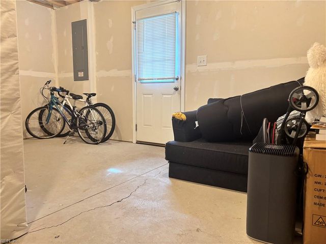 2035 Petersen WAY, Suffolk, VA 23434