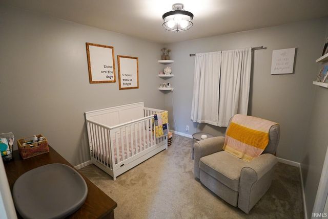 1969 E State Road 64, Huntingburg, IN 47542