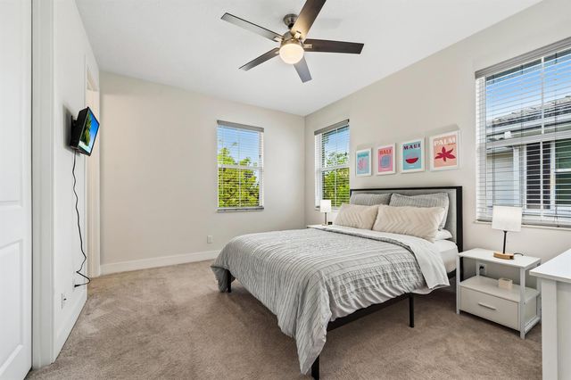 4916 Pointe Midtown Way, Palm Beach Gardens, FL 33418
