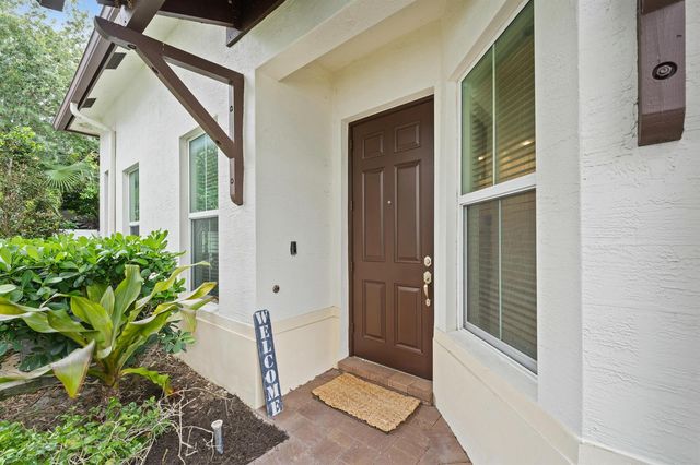 4916 Pointe Midtown Way, Palm Beach Gardens, FL 33418
