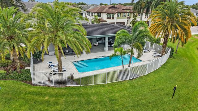 4916 Pointe Midtown Way, Palm Beach Gardens, FL 33418