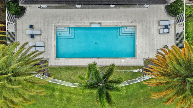 4916 Pointe Midtown Way, Palm Beach Gardens, FL 33418