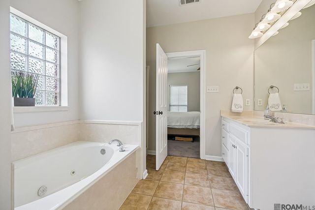 29259 Red Willow Dr, Denham Springs, LA 70726