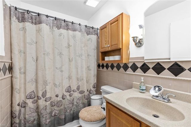 820 Crashaw ST, Virginia Beach, VA 23462