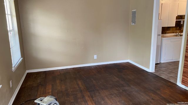 1222 Gardina, San Antonio, TX 78201