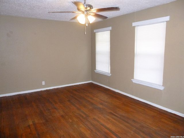 1222 Gardina, San Antonio, TX 78201