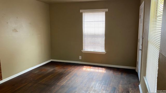 1222 Gardina, San Antonio, TX 78201