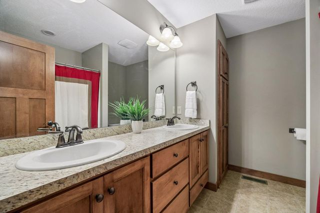 16381 Wintergreen Street NW, Andover, MN 55304