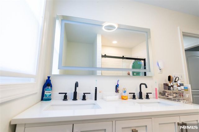 246 Stirling Avenue, Orange, NJ 07050