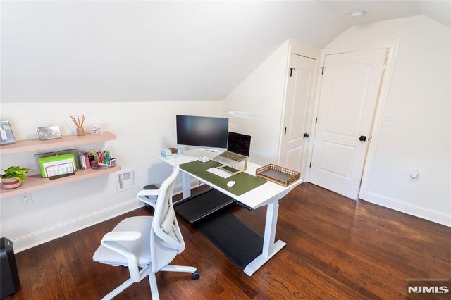 246 Stirling Avenue, Orange, NJ 07050