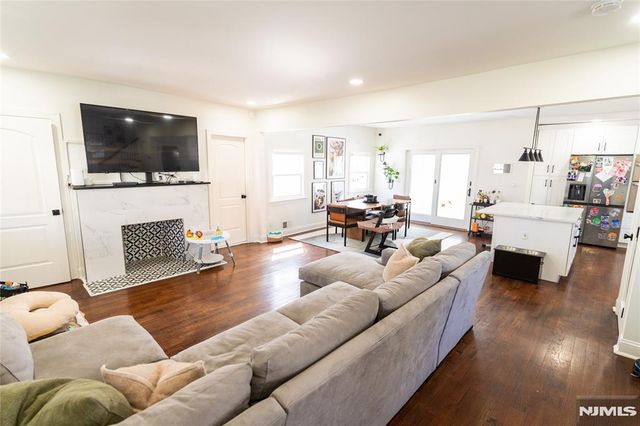 246 Stirling Avenue, Orange, NJ 07050