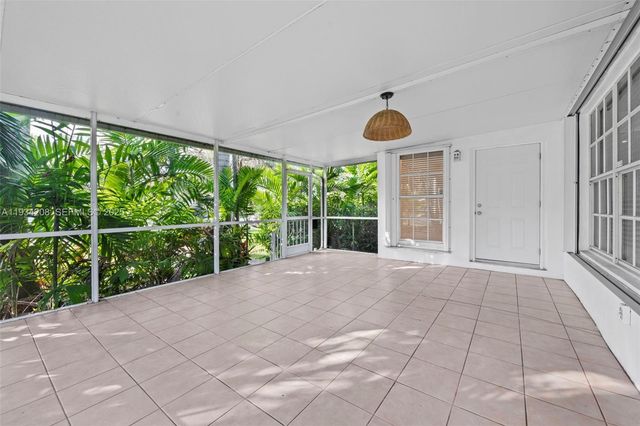 1311 Fillmore St, Hollywood, FL 33019