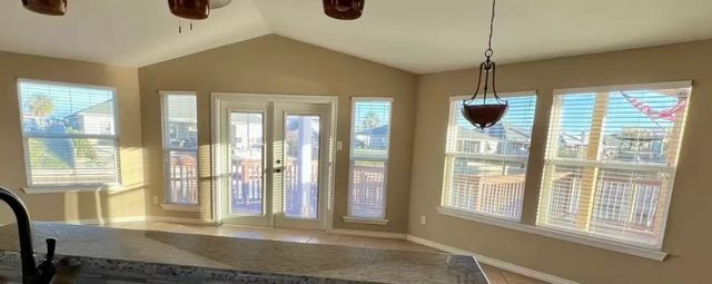 14157 Whitecap Blvd, Corpus Christi, TX 78418
