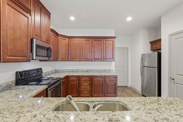 634 Magnolia Bend Bend, New Caney, TX 77357