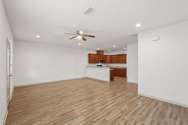 634 Magnolia Bend Bend, New Caney, TX 77357