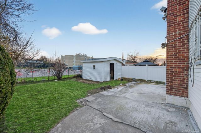 24930 147th Road, Rosedale, NY 11422