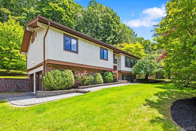 16 Brookside Drive, Pomona, NY 10970