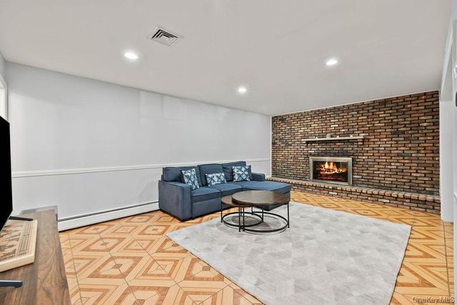 16 Brookside Drive, Pomona, NY 10970