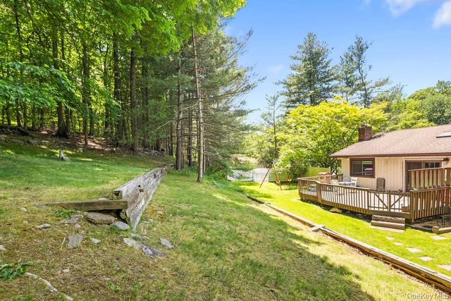 16 Brookside Drive, Pomona, NY 10970