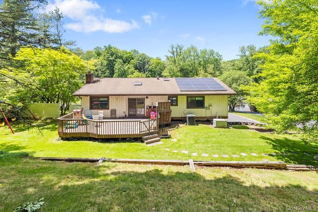 16 Brookside Drive, Pomona, NY 10970