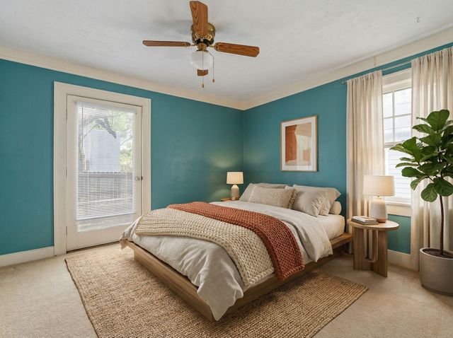 2526 W Walnut Street, Springfield, MO 65806