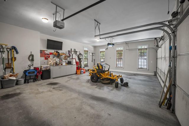 10 Clydesdale Trail, White, GA 30184