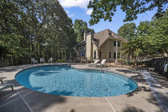 10 Clydesdale Trail, White, GA 30184