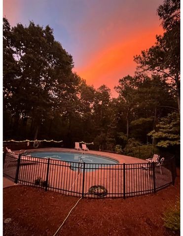 10 Clydesdale Trail, White, GA 30184