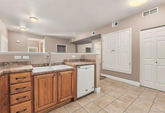 2511 S Bahama Circle B, Aurora, CO 80013