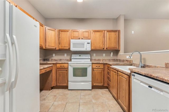 2511 S Bahama Circle B, Aurora, CO 80013