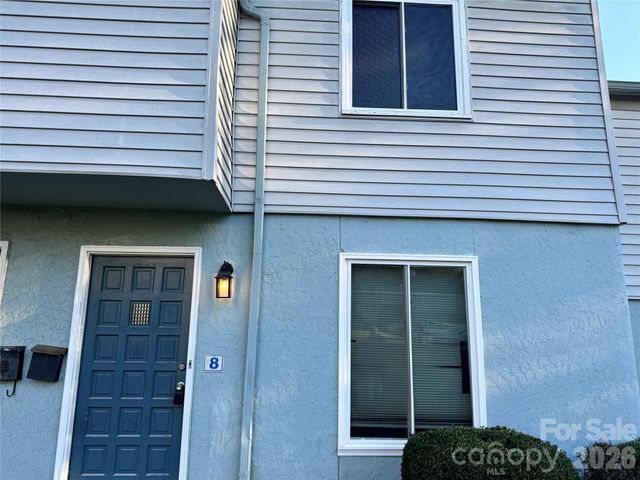 1906 Mereview Court 8, Charlotte, NC 28210