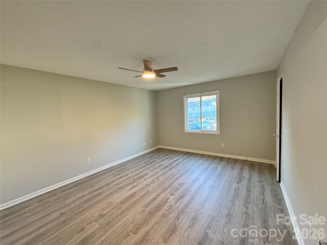 1906 Mereview Court 8, Charlotte, NC 28210